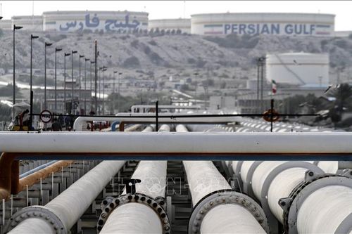 Iran tiếp tục xuất khẩu dầu mỏ bất chấp trừng phạt của Mỹ