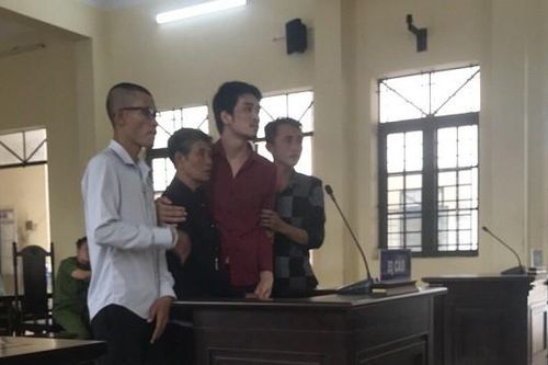 Khuất tất nghi án giết người sau 4 năm chuyển thành... cố ý gây thương tích