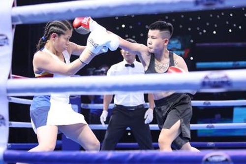 Hai cô gái vàng mang về chiến thắng cho Việt Nam tại Victory8