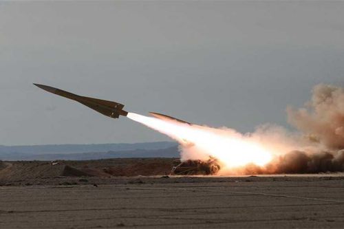 Iran giới thiệu hàng loạt hệ thống tên lửa phòng không mới