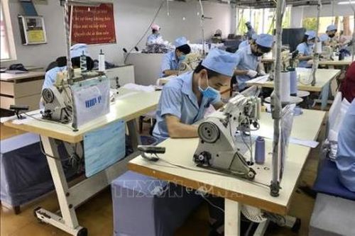 Yếu tố nào thúc đẩy nâng cao năng lực cạnh tranh?