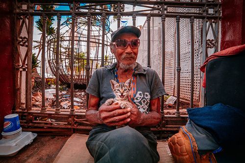Hòa mình vào nhịp sống thường nhật của người dân Cuba