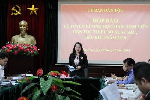 Tuyên dương HSSV dân tộc thiểu số xuất sắc tiêu biểu