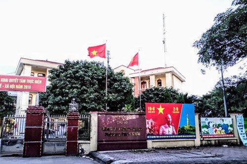 Bất ổn tiềm ẩn từ việc không thu hồi 'sổ đỏ' theo đúng trình tự