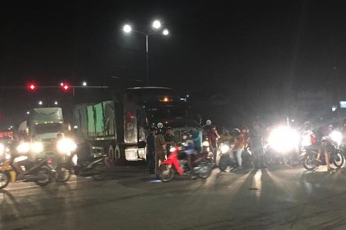 Thương tâm nam công nhân tử vong trên đường tan ca
