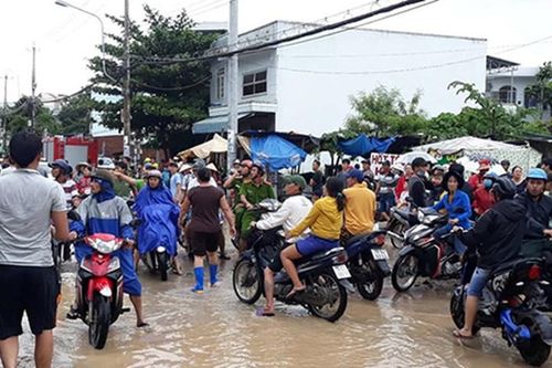 Sập nhà ở Nha Trang làm 4 người tử vong