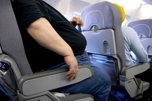 Khách hàng béo phì khiến hãng hàng không bị kiện gần 300 triệu đồng