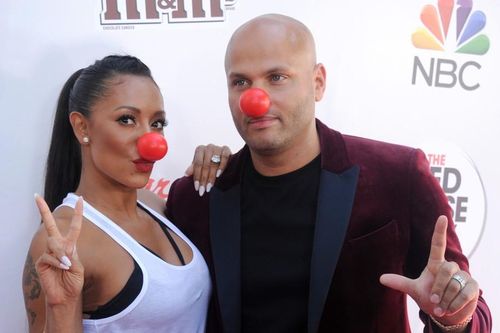 Mel B lần đầu thừa nhận có sex tập thể cùng chồng cũ