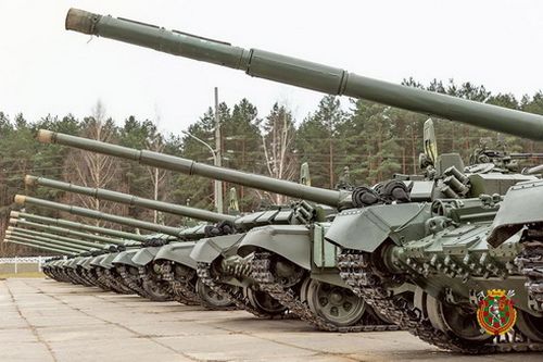 Nga bàn giao xe tăng T-72B3 lắp ráp cùng đợt với T-90S/SK cho khách hàng đặc biệt