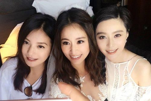 Ba mỹ nhân 'Hoàn Châu cách cách' sớm thành danh, lao đao tuổi tứ tuần
