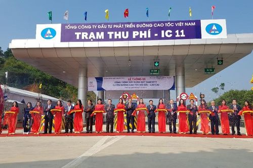 Thông xe nút giao thông IC-11 cao tốc Nội Bài – Lào Cai