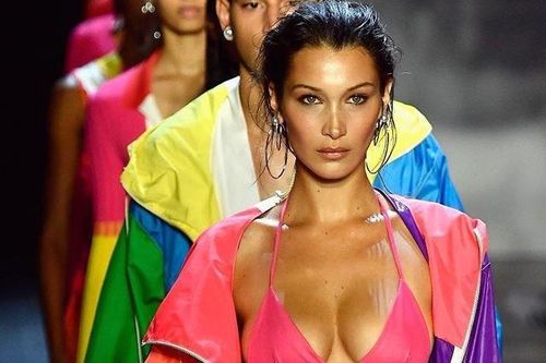 Bella Hadid, Kaia Gerber cạnh tranh danh hiệu người mẫu của năm 2018