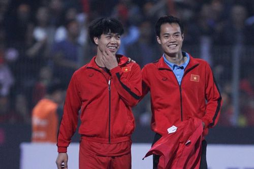 Văn Toàn có thể dự trận bán kết lượt về cùng tuyển Việt Nam?