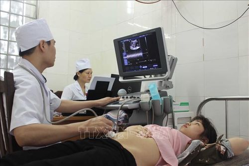 Đầu tư cho y tế cơ sở để giảm tải bệnh viện tuyến trên