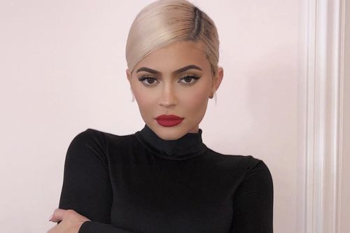 Kylie Jenner kiếm tiền nhiều nhất 2018, gấp đôi Neymar, Taylor Swift