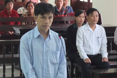Thủ quỹ phòng giao dịch ngân hàng tham ô hơn 3 tỷ đồng