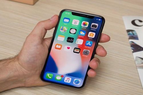 Chàng trai làm mất iPhone X ở Mỹ, 1 tháng sau thấy 'dế yêu' được định vị ở... Sài Gòn