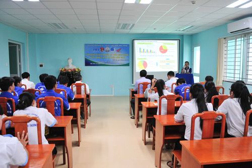 Tập huấn về an toàn giao thông cho hơn 150 đoàn viên, thanh niên