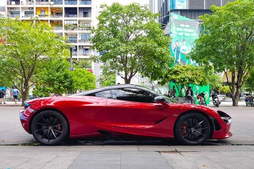 McLaren 720S đẹp long lanh xuống phố Sài Gòn