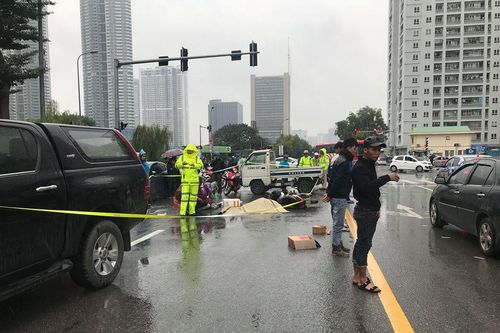 Người đàn ông đi xe máy tử vong sau va chạm với ô tô