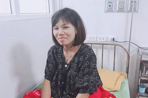 Niềm hạnh phúc của vợ chồng sản phụ siêu âm song thai nhưng lại sinh 3