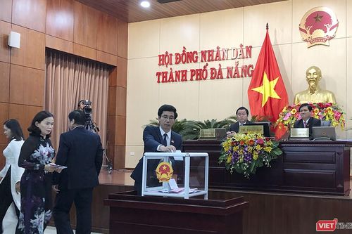 Đà Nẵng: Đã lấy phiếu tín nhiệm 24 chức danh, sáng mai sẽ công bố kết quả