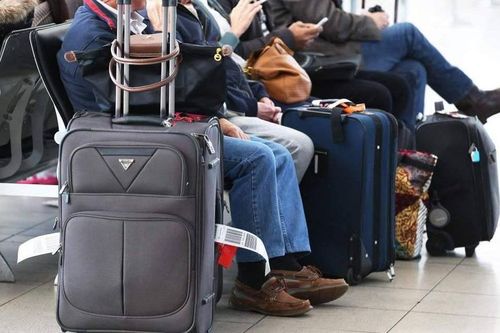 TPHCM cấm cán bộ công chức đi nước ngoài trước Tết Kỷ Hợi