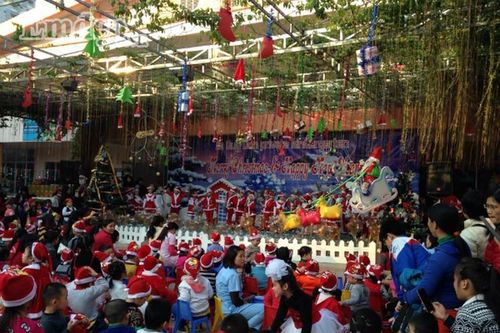 Ngỡ ngàng tâm thư gửi ông già Noel của bé trai 6 tuổi