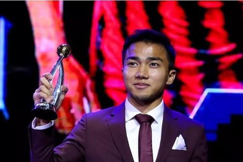 'Messi Thái Lan' tự tin gây sốc tại Asian Cup 2019