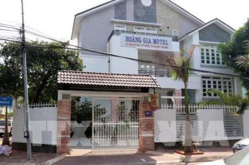Bàn giao tang vật vụ làm giả thẻ ngân hàng và đánh bạc cho Trung Quốc