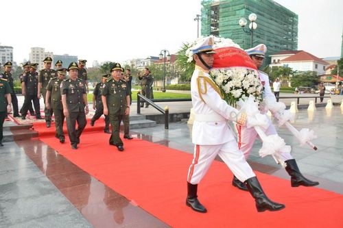 Tri ân các liệt sỹ quân tình nguyện Việt Nam hy sinh tại Campuchia
