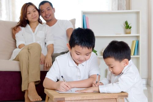 5 lầm tưởng về 'giáo dục toàn diện' cho con cha mẹ nào cũng mắc phải