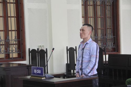 Người đàn ông đưa con đi khám bệnh để buôn ma túy lĩnh án chung thân