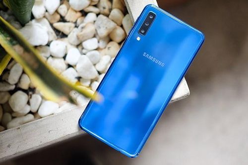 4 smartphone Samsung màu đẹp mê ly dành cho phái nữ