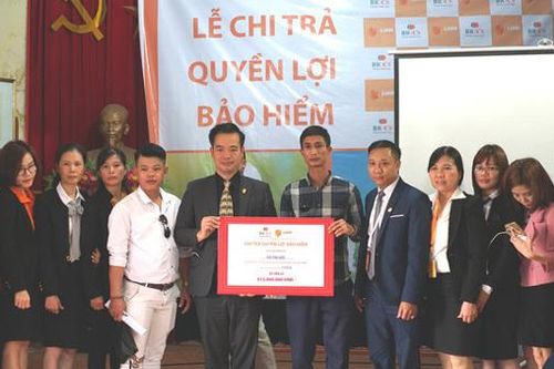 Khách hàng đầu tiên nhận tiền bảo hiểm từ ứng dụng LIAN