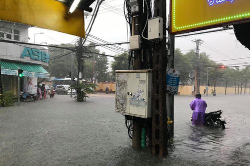Đà Nẵng: Triển khai nạo vét hệ thống thoát nước giảm thiểu ô nhiễm vào mùa mưa