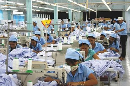 Doanh nghiệp Việt trong chiến tranh thương mại Mỹ - Trung