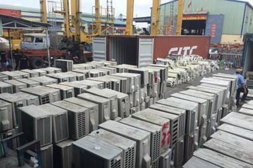 Vi phạm nhập khẩu phế liệu: Trách nhiệm đầu tiên thuộc về cơ quan cấp phép