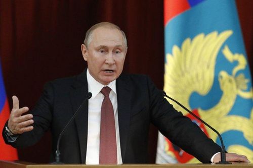 Đức - Pháp kêu gọi Nga thả thủy thủ Ukraine, Matxcơva đáp trả gay gắt