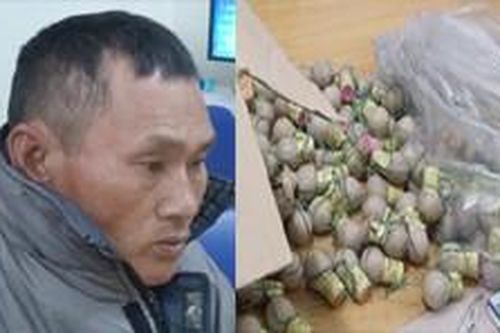 Bị bắt khi đang mang hàng chục kg pháo đi bán