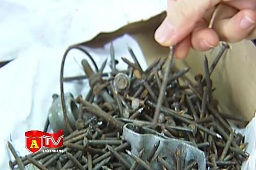 Hiểm họa khôn lường từ việc rải đinh trên đường cao tốc
