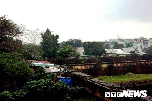 Huế di dời 523 hộ dân trong khu ổ chuột 'treo' trên di sản thế giới