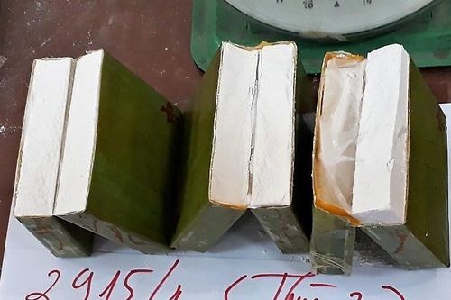 Cảnh sát mật phục bắt nhóm liên quan 7 bánh ma túy gửi theo xe khách