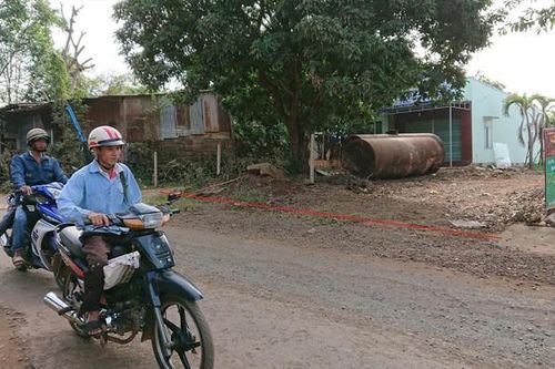 Ngâm tiền đền bù vì lá đơn 'không có cơ sở'