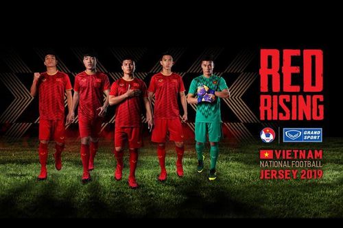 Tuyển Việt Nam khoe áo đấu mới sắp ra mắt ở Asian Cup
