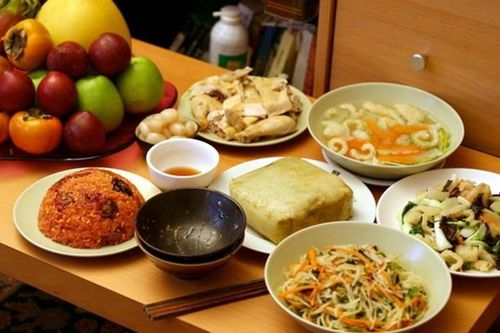 Vì sao ngày Tết ăn uống đề huề vẫn 'đói' dinh dưỡng?