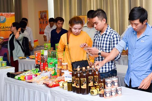 Đẩy mạnh truyền thông để hàng Việt chinh phục người Việt