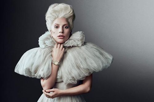 Lady Gaga à, album mới thì mãi chẳng thấy đâu…
