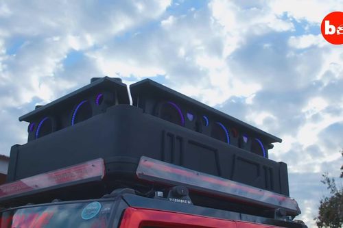 Hummer H2 độ dàn loa khủng