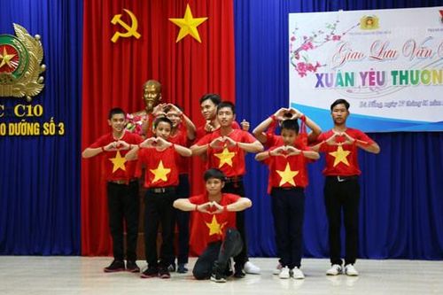 'Xuân yêu thương' đến sớm với những thiếu niên lầm lỗi